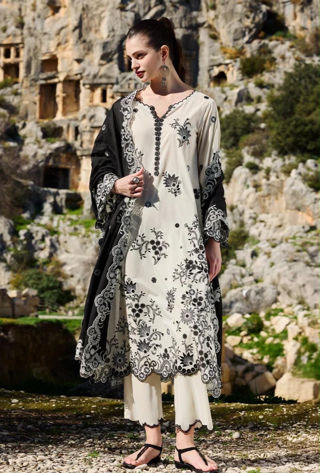 Dhanak Embroidered  3-Piece - GL-3110
