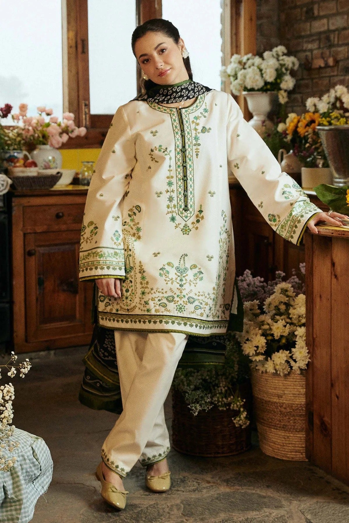 Dhanak Embroidered 3-PC-GL-4520